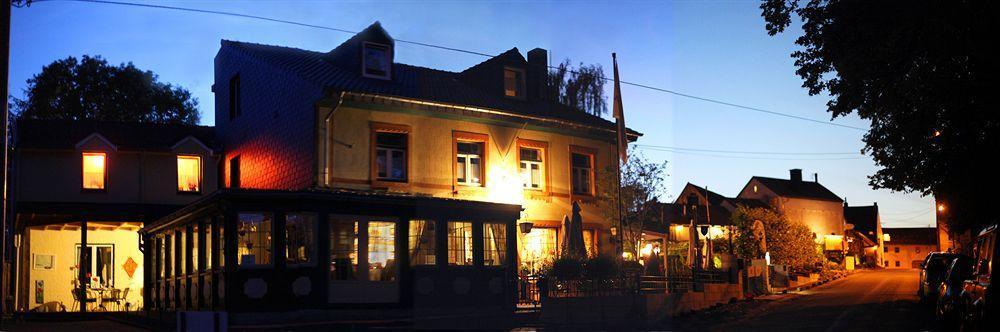 Hotel Restaurant The Kings Head Inn Voeren Exterior foto